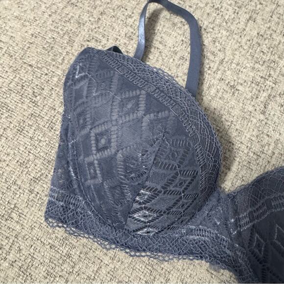 Adrienne Vittadini Studio Blue Lace Overlay Underwire Bra Women's Size 36B - Picture 2 of 7